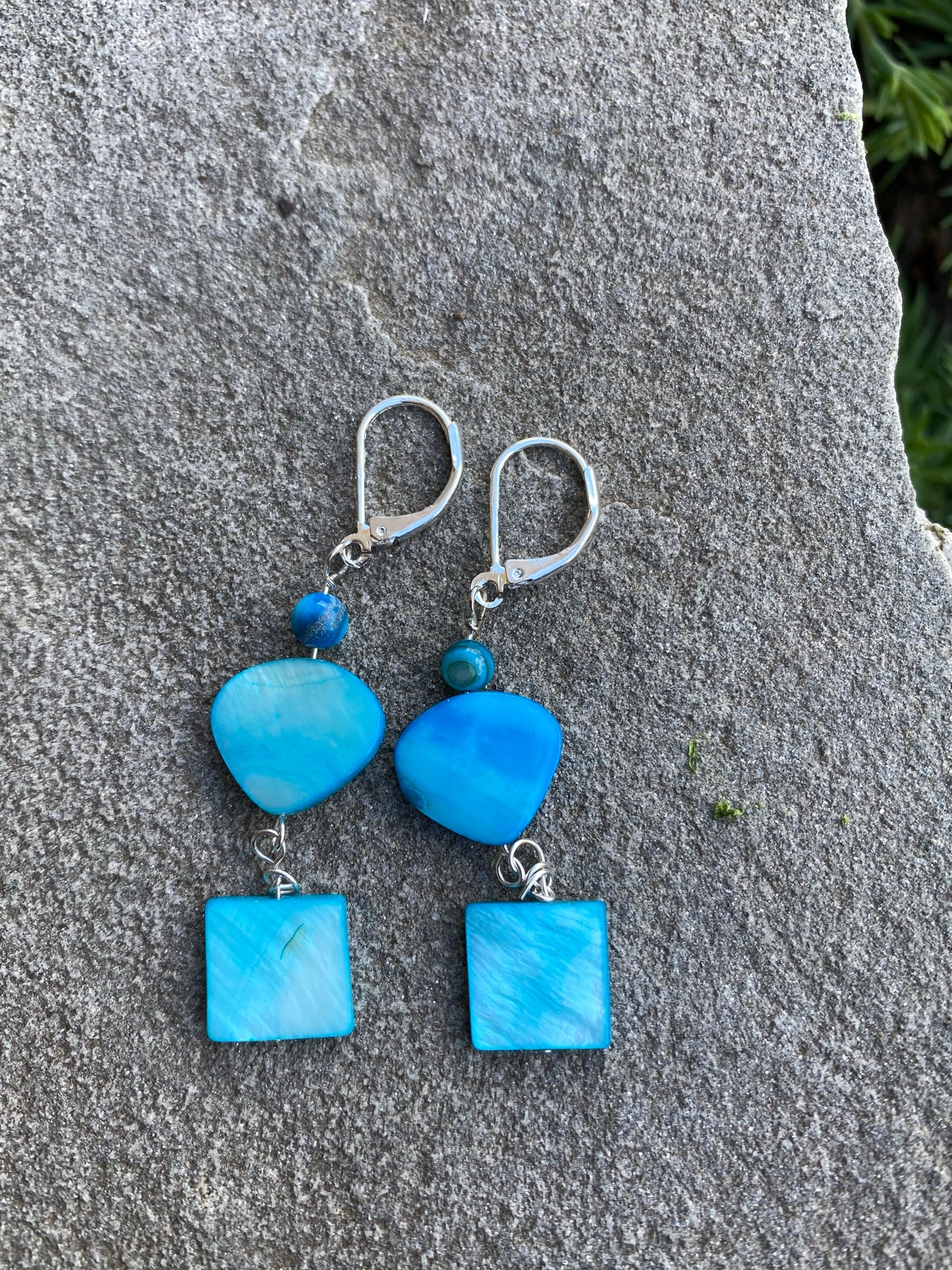 Mother of Pearl Necklace and Earring Set