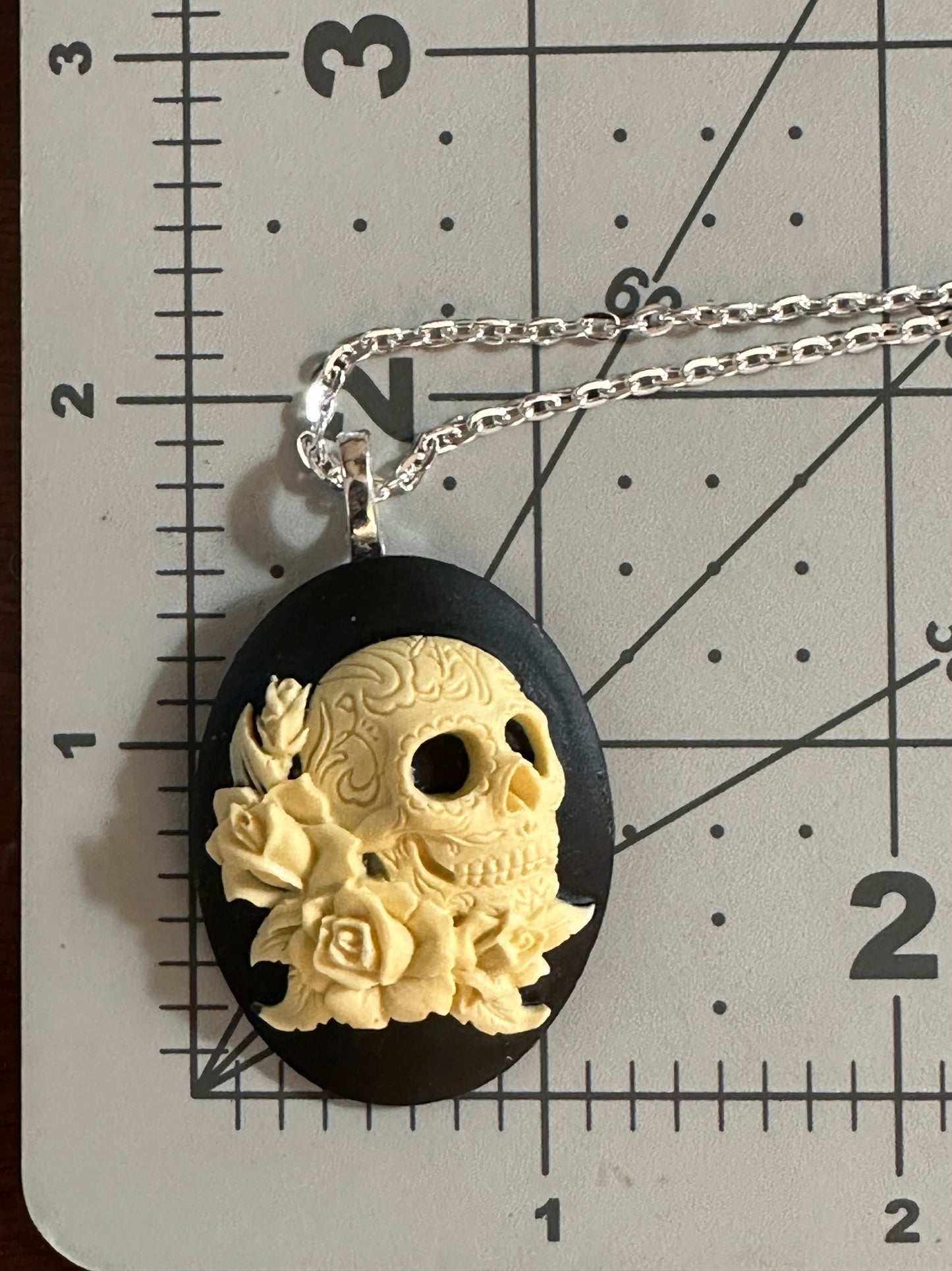 Skull Pendant | Halloween Pendant