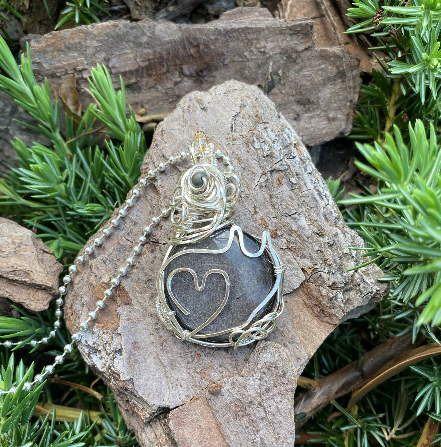 Natural Silver Sheen Obsidian Circle Pendant with Kitty Cat