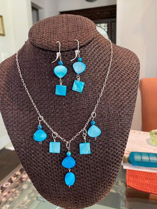 Mother of Pearl Necklace and Earring Set