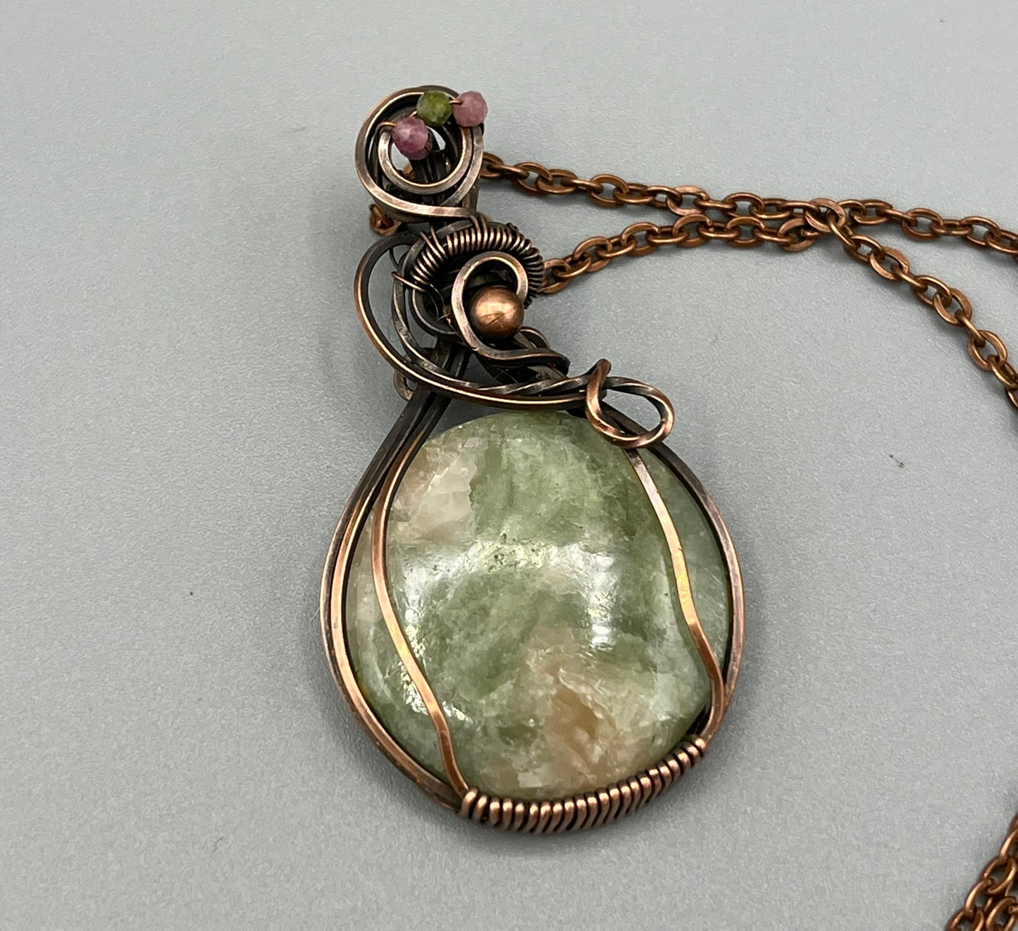 Indian Serpentine Round Wire Wrapped Pendant
