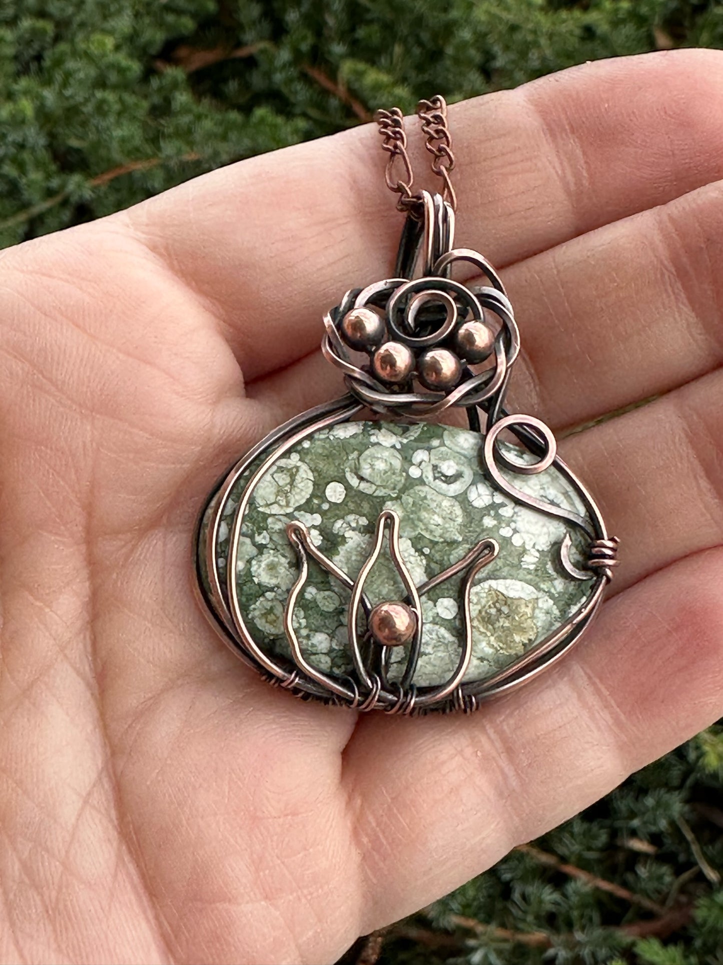 Handmade Wire Wrapped Oval Green Lace Agate With Lotus